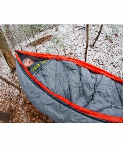 ENO Vesta TopQuilt -Tents Sales Store eno vesta top quilt lifestyle 12 36557.1626823738