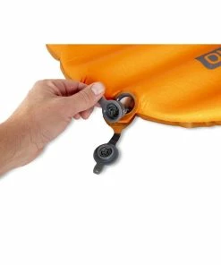 Nemo Flyer Self-Inflating Sleeping Pad (Spring 2022) -Tents Sales Store flyer cross valve open3 rsz 83279.1671145979
